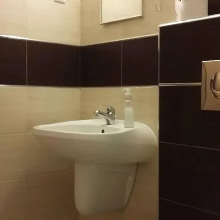 In With Two-bedrooms 3