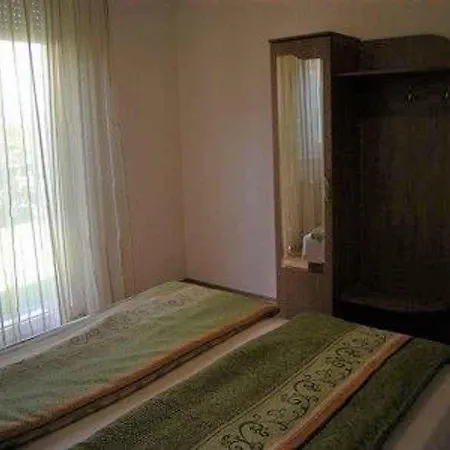 In With Two-bedrooms 3