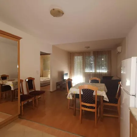 Апартаменты In With Two-bedrooms 3 *