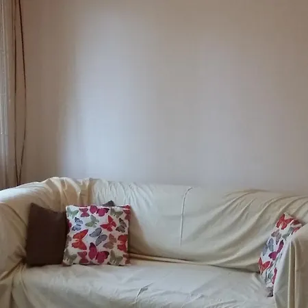In With Two-bedrooms 3